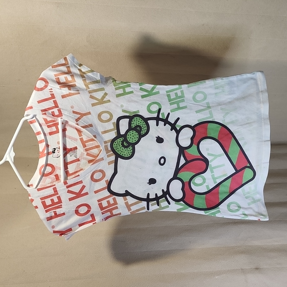 3/$10 Hello Kitty Short Sleeve Shirt Juniors Small